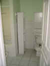 Upstairs bathroom.JPG (52058 bytes)